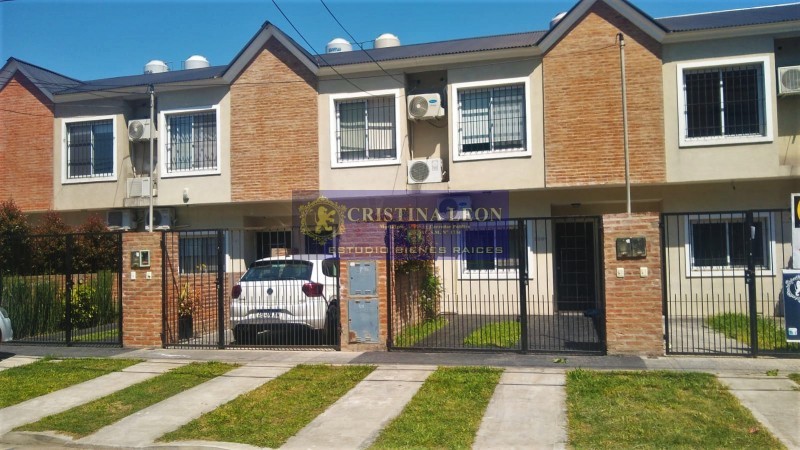 DUPLEX 3 AMB. C/ JARDIN Y COCHERA