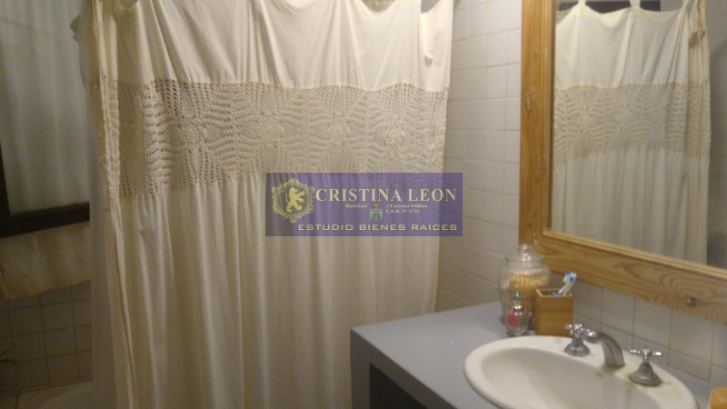 COUNTRY CUBA- CASA QUINTA 4 AMB. CON PARQUE/ QUINCHO/ PISCINA