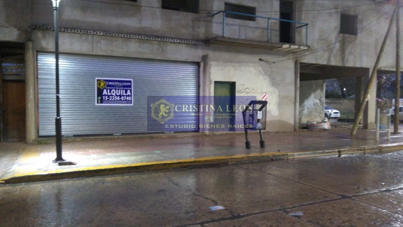 LOCAL 40 M2. A ESTRENAR