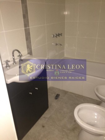 DUPLEX 3 AMB. C/ JARDIN Y COCHERA