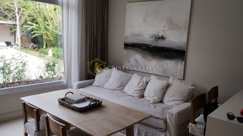 CASA QUINTA (BARRIO LOS TILOS)