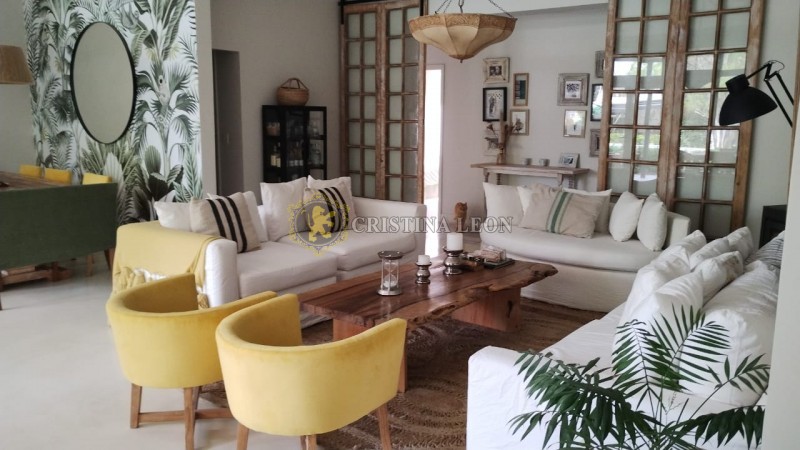 CASA QUINTA (BARRIO LOS TILOS)