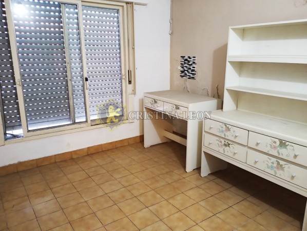 CASA AMERICANA  3 AMB. C/ LOCAL  Y P.H AL FONDO