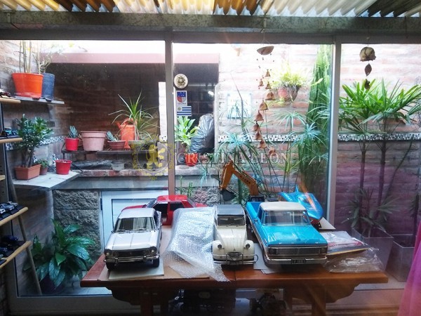 TRIPLEX DE 3 AMB. C/ COCHERA (COMPLEJO CERRADO VILLAGE II)