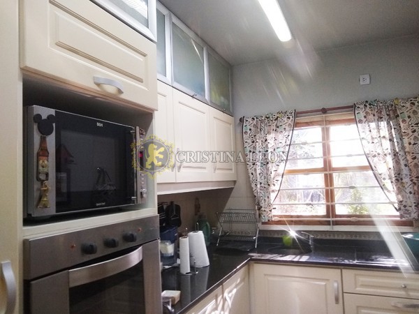 TRIPLEX DE 3 AMB. C/ COCHERA (COMPLEJO CERRADO VILLAGE II)