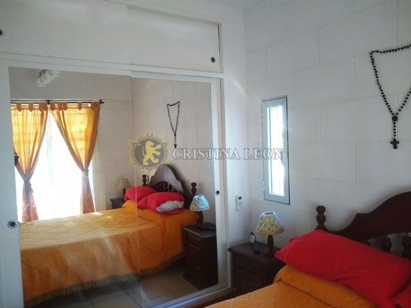 TRIPLEX DE 3 AMB. C/ COCHERA (COMPLEJO CERRADO VILLAGE II)