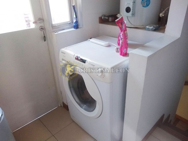 TRIPLEX DE 3 AMB. C/ COCHERA (COMPLEJO CERRADO VILLAGE II)