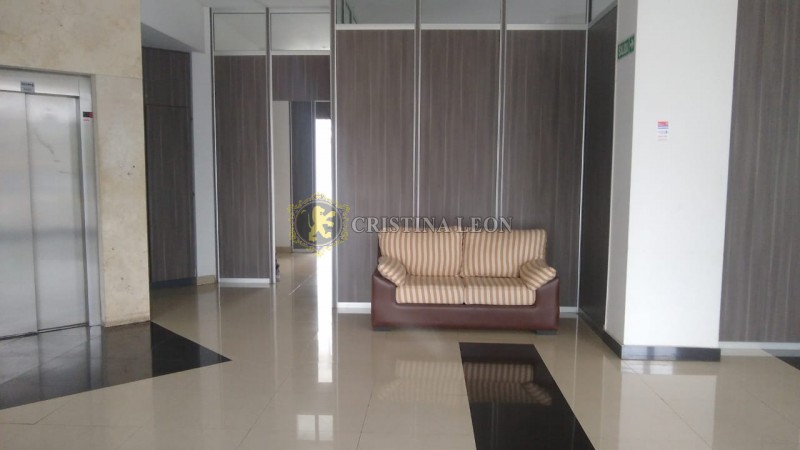 IMPECABLE  MONOAMBIENTE C/ BALCON (EDIFICIO IMPERIO) PISCINA/SUM