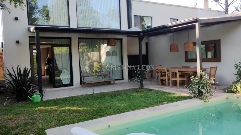 COUNTRY CUBA/ CASA DE VERANEO