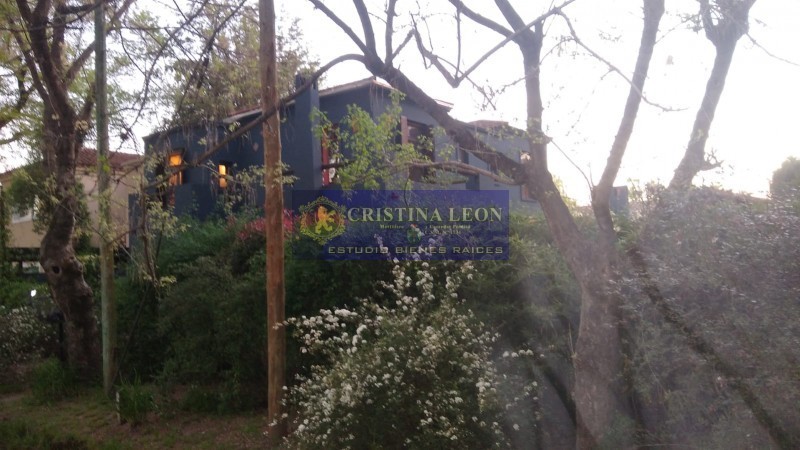 COUNTRY CUBA- CASA QUINTA 4 AMB. CON PARQUE/ QUINCHO/ PISCINA