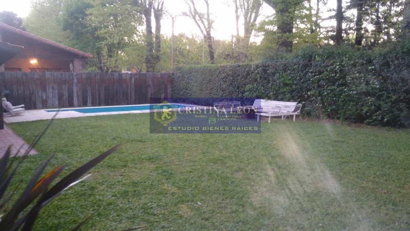 COUNTRY CUBA- CASA QUINTA 4 AMB. CON PARQUE/ QUINCHO/ PISCINA