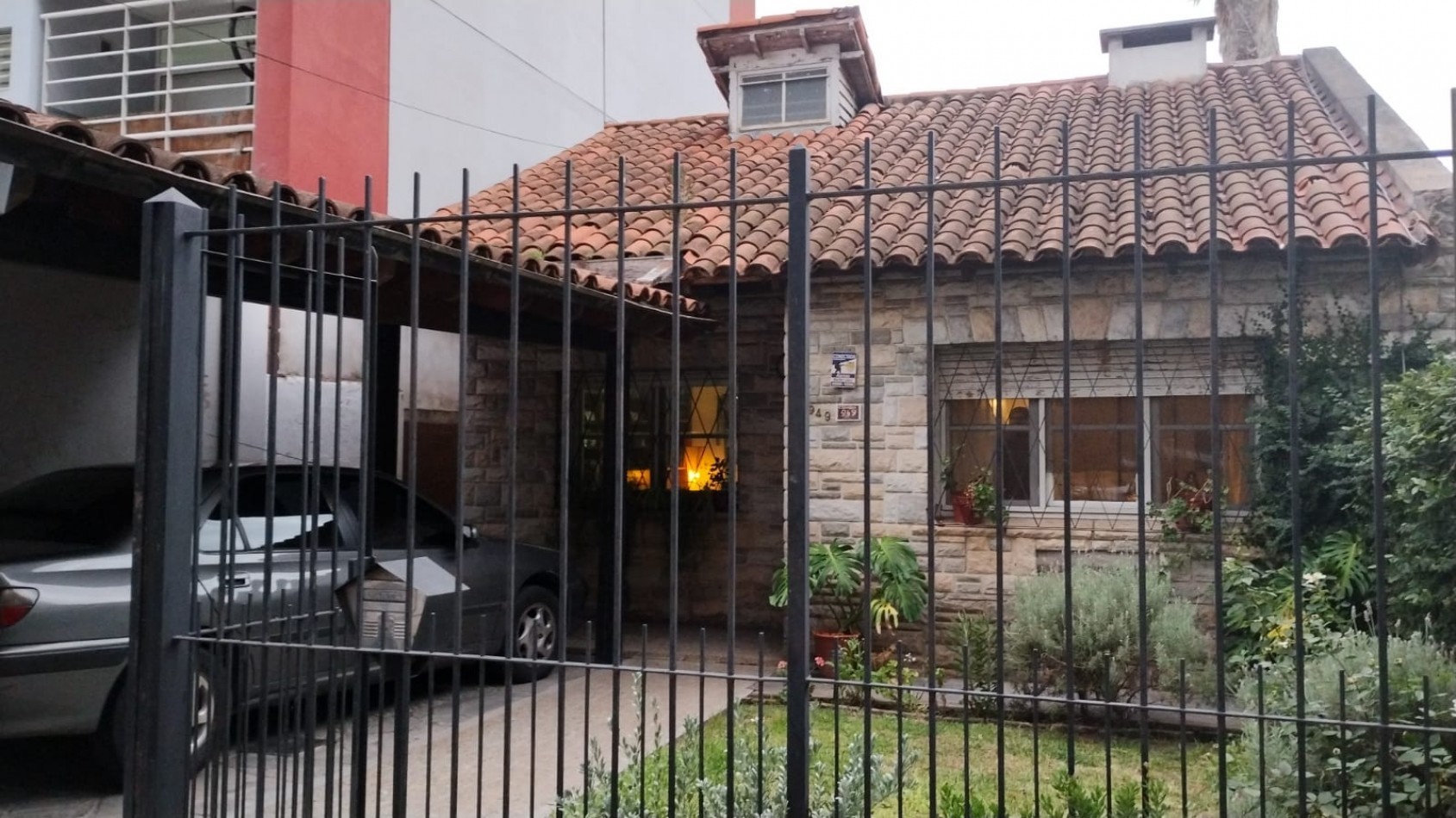 CHALET 4 AMB. CTRO. SAN MIGUEL(IDEAL EMPRENDIMIENTO)