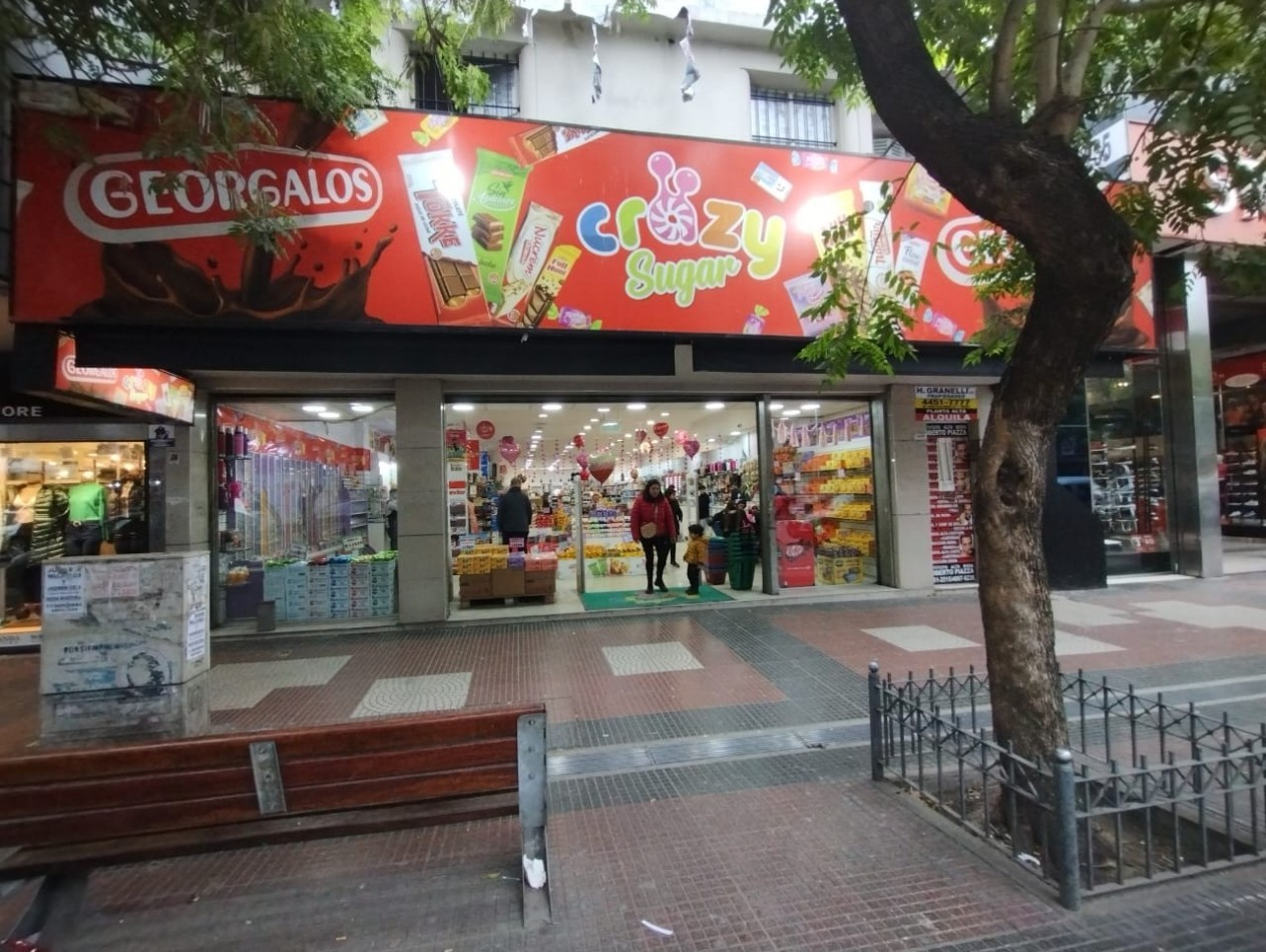 PREDIO UNICO!!!  (SAN MIGUEL CTRO.) LOCAL  451 M2.  +  PLANTA ALTA  250 M2.