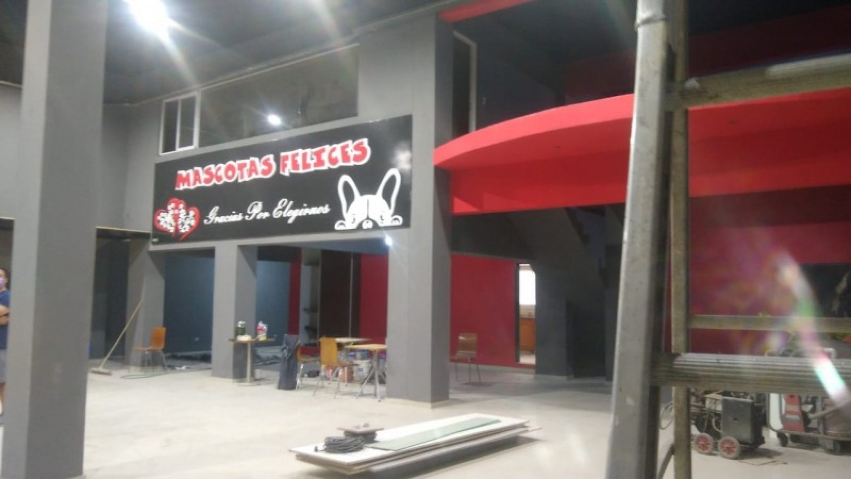 LOCAL 380 M2. C/ ENTREPISO 