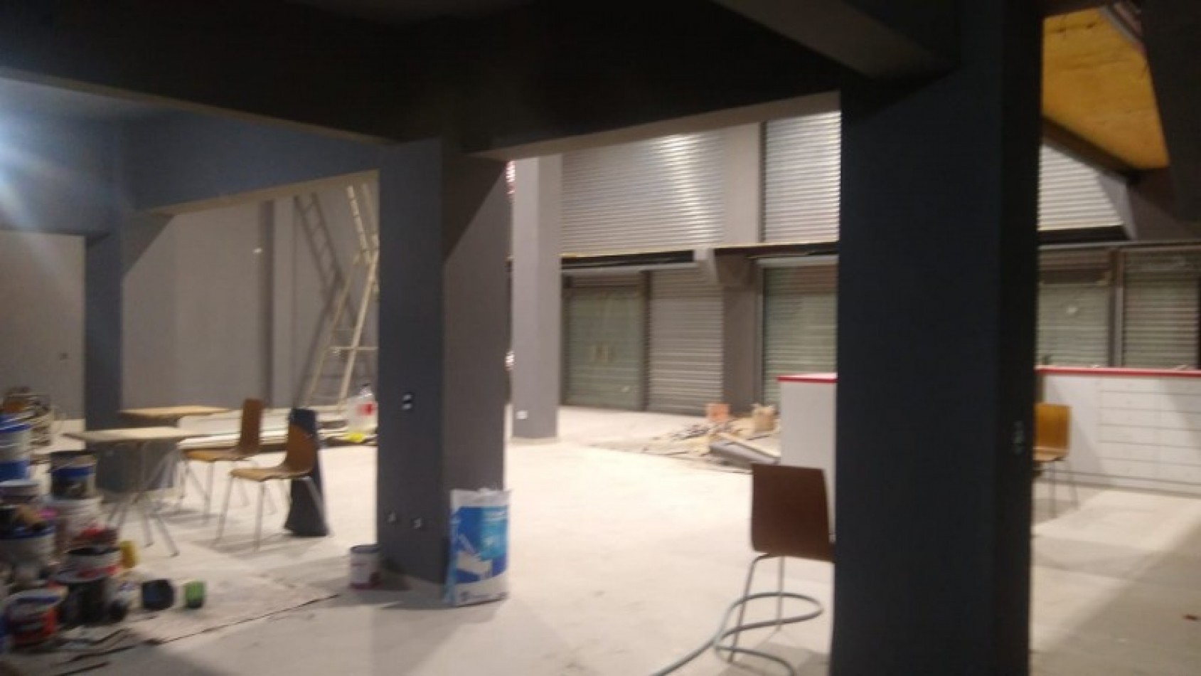 LOCAL 380 M2. C/ ENTREPISO 