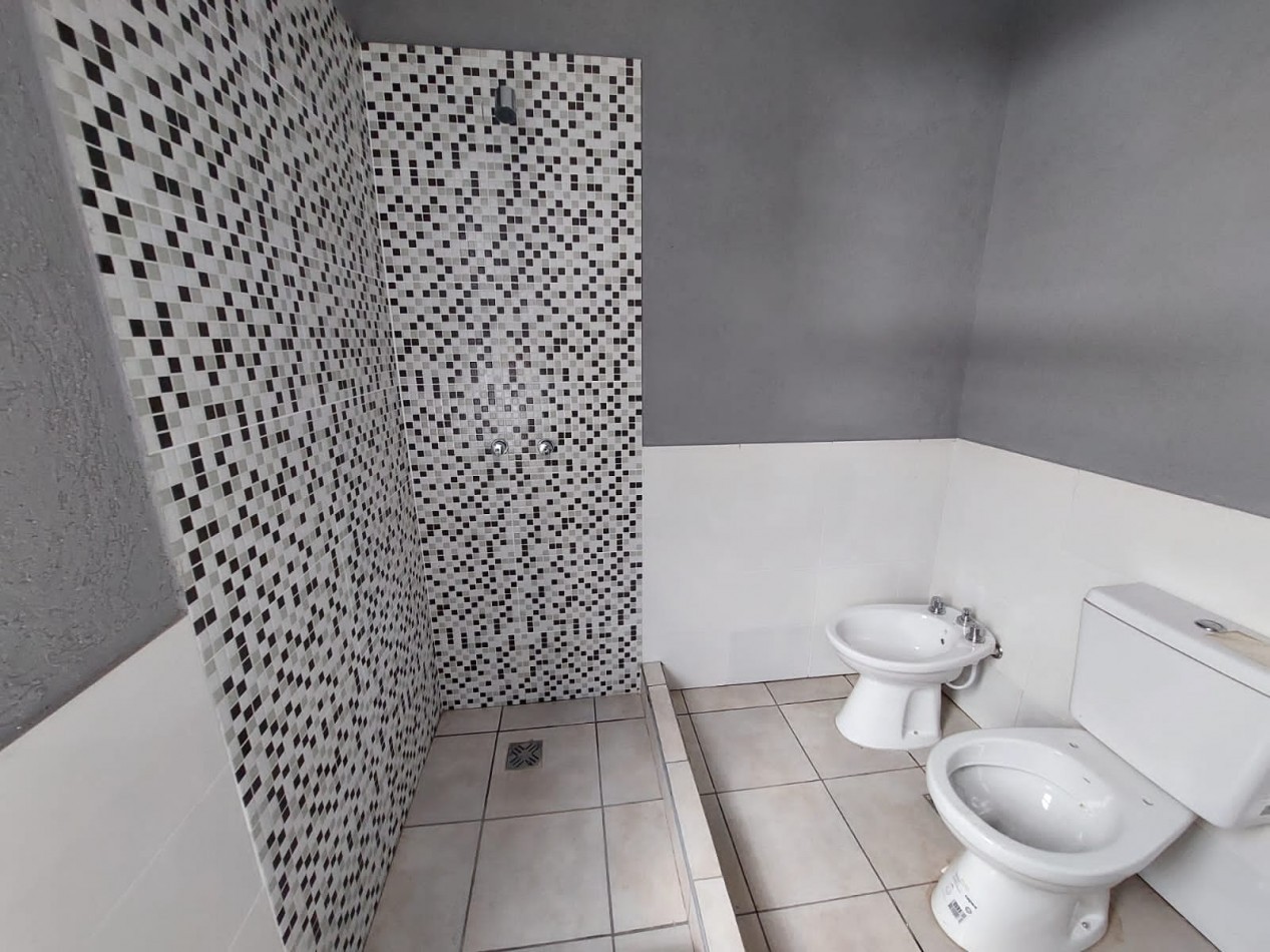 DEPARTAMENTO 2 AMB. CONTRA FRENTE  C/ ENTRADA DE AUTO