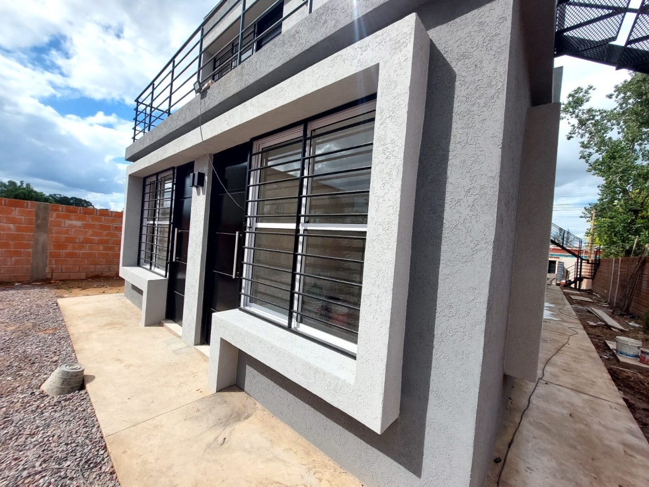 DEPARTAMENTO 2 AMB. CONTRA FRENTE  C/ ENTRADA DE AUTO