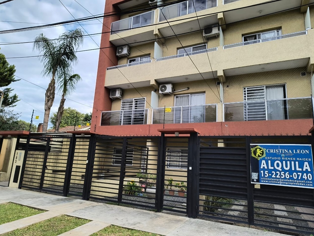 DUPLEX DE 3 AMB. PATIO/BALCON/COCHERA/QUINCHO Y PISCINA