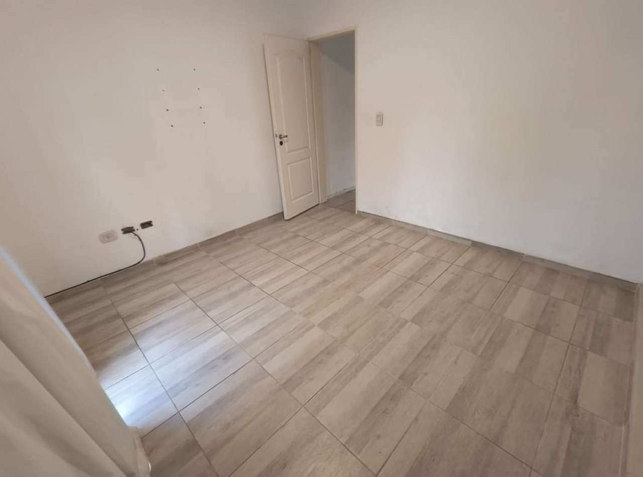 DUPLEX DE 3 AMB. PATIO/BALCON/COCHERA/QUINCHO Y PISCINA