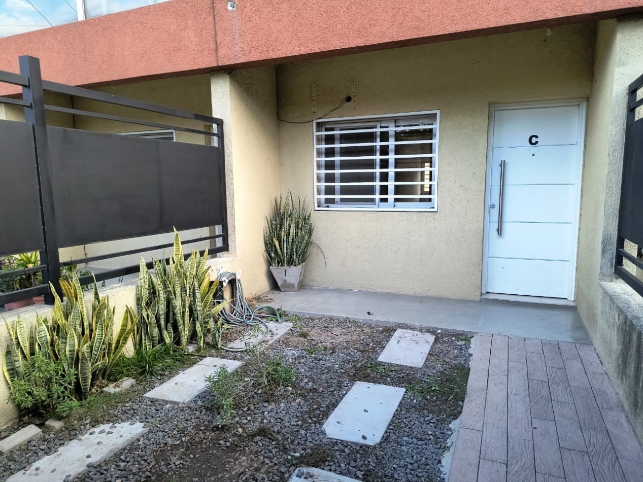 DUPLEX DE 3 AMB. PATIO/BALCON/COCHERA/QUINCHO Y PISCINA