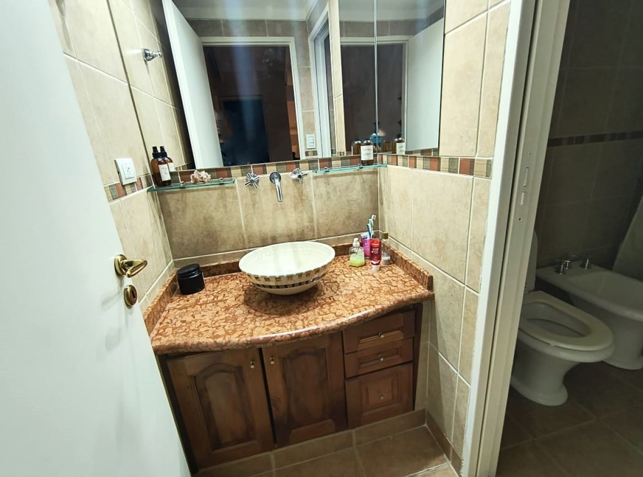 CASA 4 AMB. C/PISCINA Y PARQUE (COUNTRY CLUB ARANJUEZ) ESCOBAR