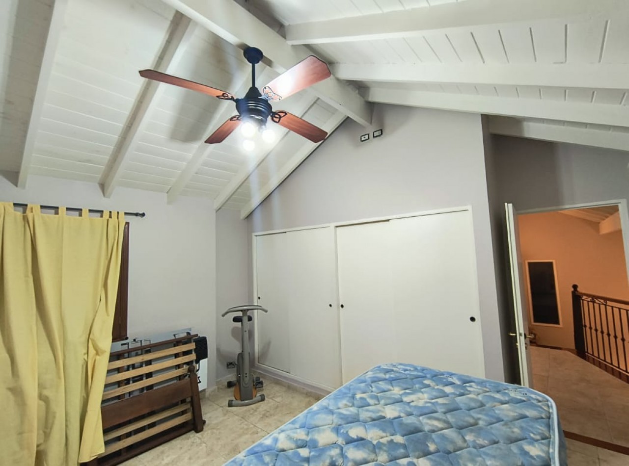 CASA 4 AMB. C/PISCINA Y PARQUE (COUNTRY CLUB ARANJUEZ) ESCOBAR