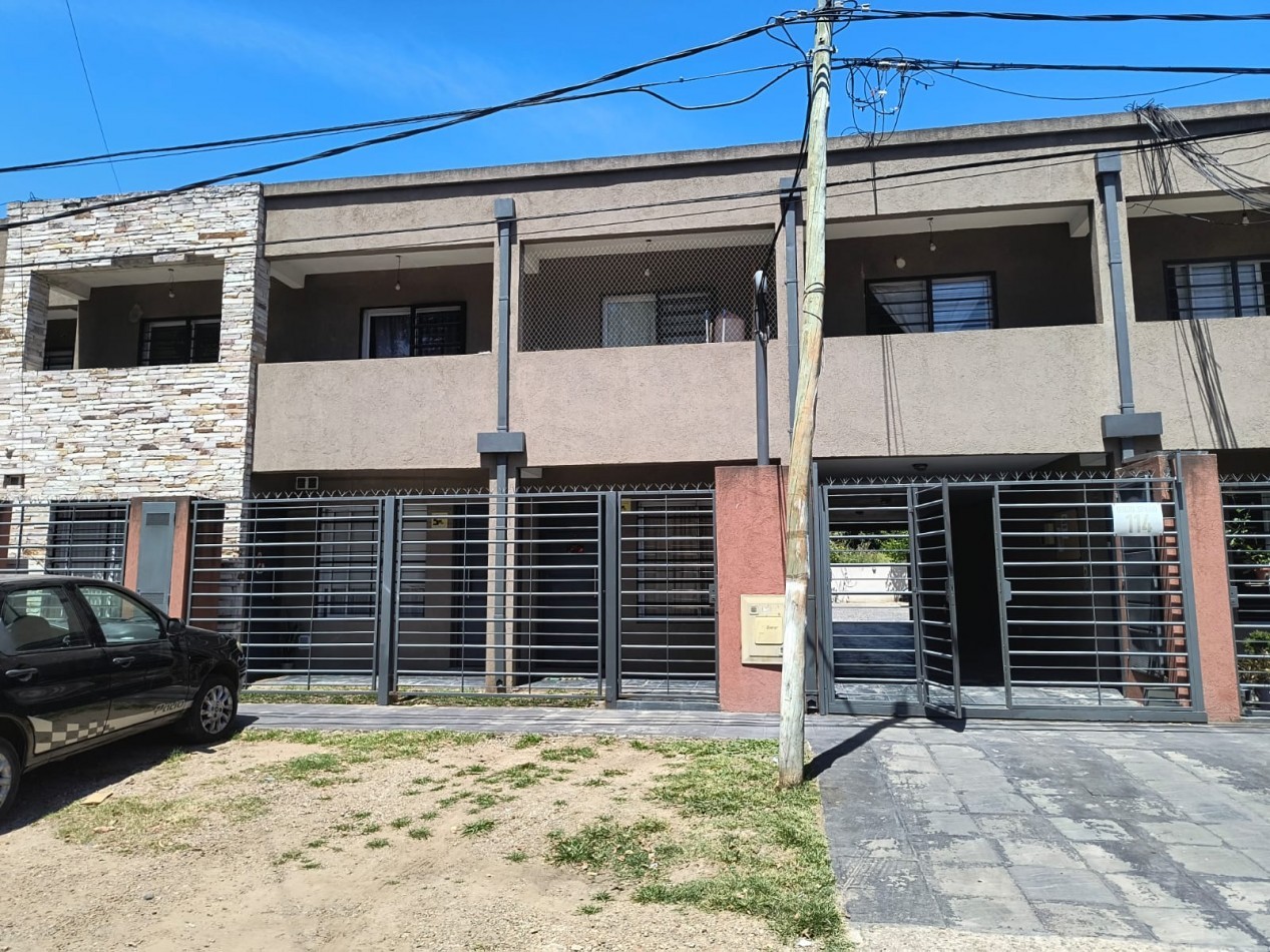 DEPARTAMENTO 2 AMB. C/ COCHERA  (COMPLEJO CERRADO)