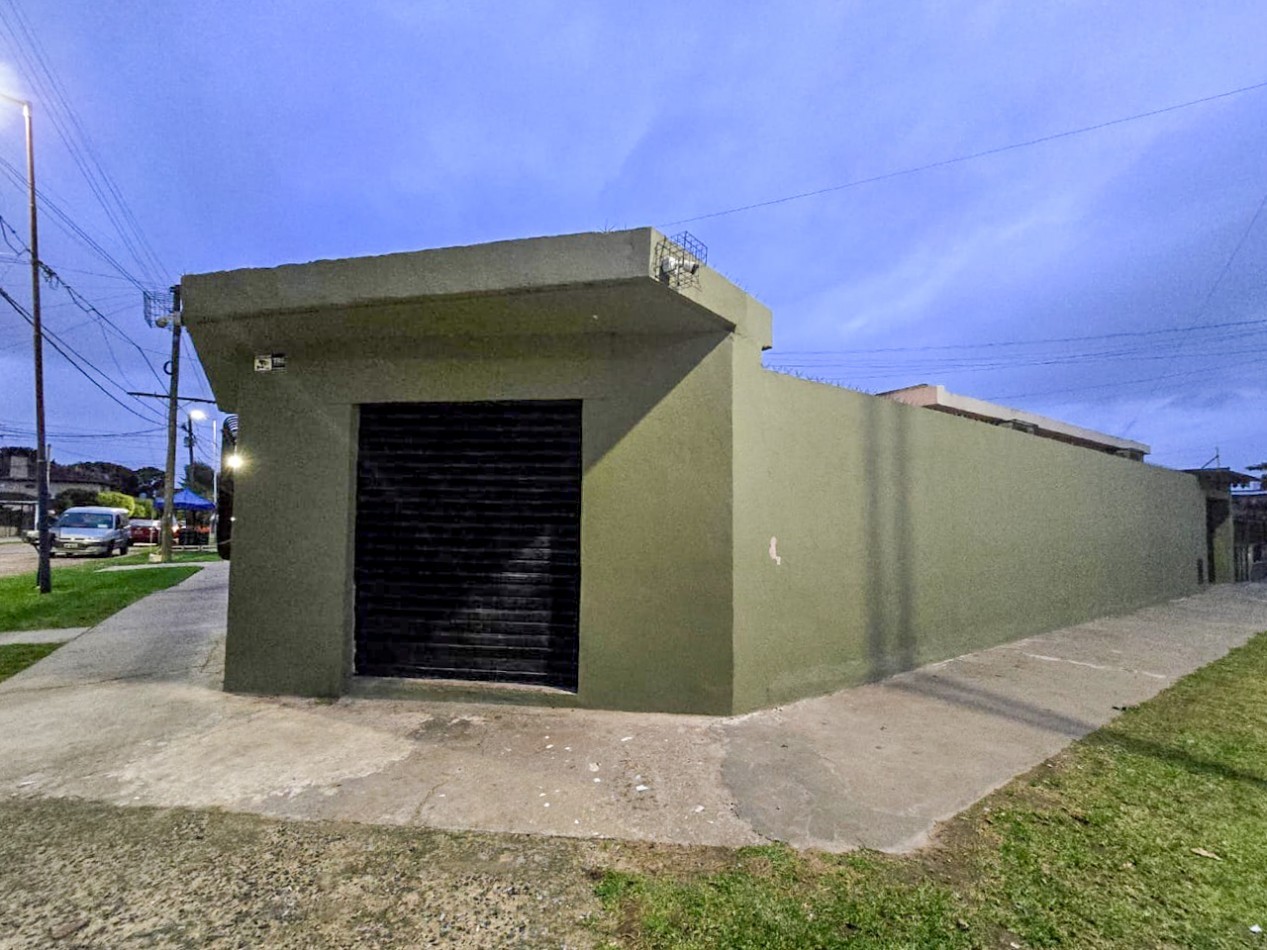 CASA 3 AMB C/ LOCAL   OPORTUNIDAD HAGA SU PROPUESTA