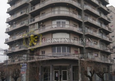 IMPECABLE  MONOAMBIENTE C/ BALCON (EDIFICIO IMPERIO) PISCINA/SUM