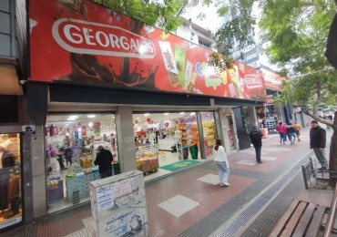 PREDIO UNICO!!!  (SAN MIGUEL CTRO.) LOCAL  451 M2.  +  PLANTA ALTA  250 M2.