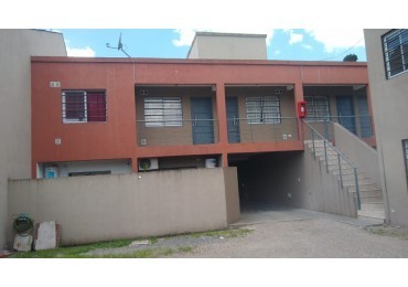 DEPARTAMENTO 2 AMB. C/ COCHERA  (COMPLEJO CERRADO)
